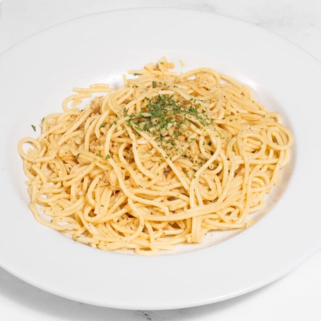 Spaghetti Aglio E Olio.